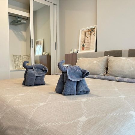 New & Cozy 2 Bedroom @ The Astra Sky River Chiang Mai Exteriör bild