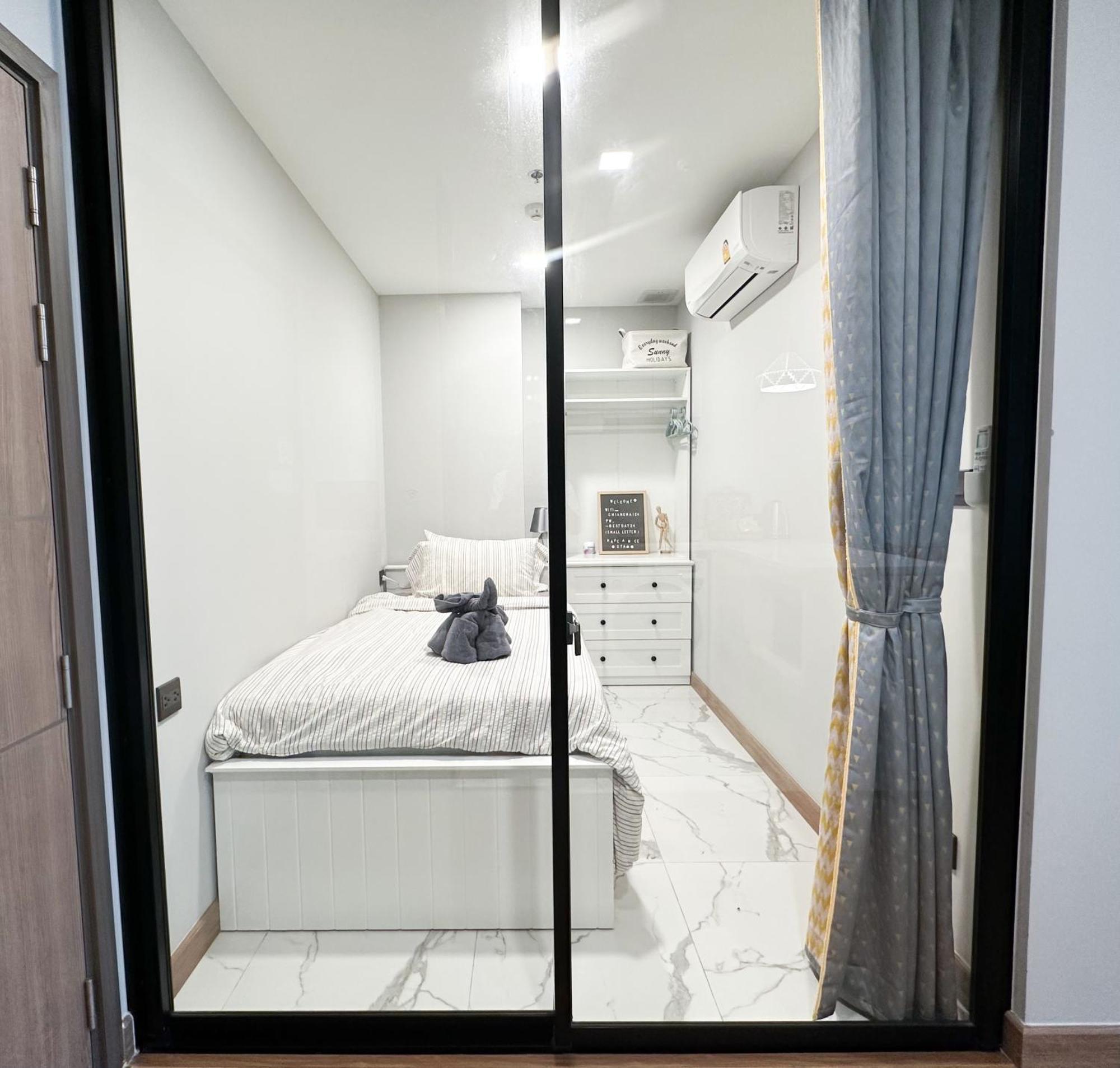 New & Cozy 2 Bedroom @ The Astra Sky River Chiang Mai Exteriör bild