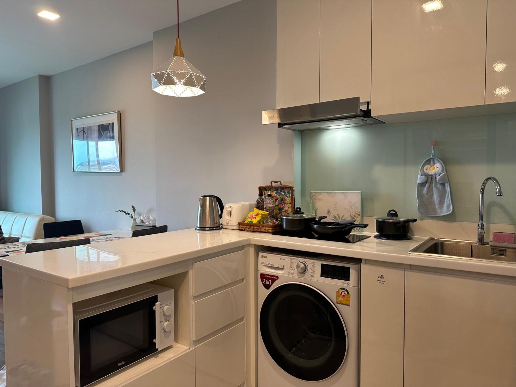 New & Cozy 2 Bedroom @ The Astra Sky River Chiang Mai Exteriör bild